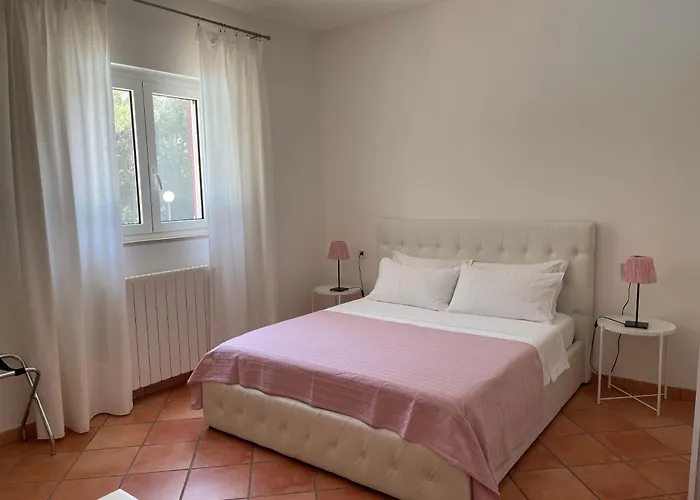 Da Ksenia ゲストハウス 3*